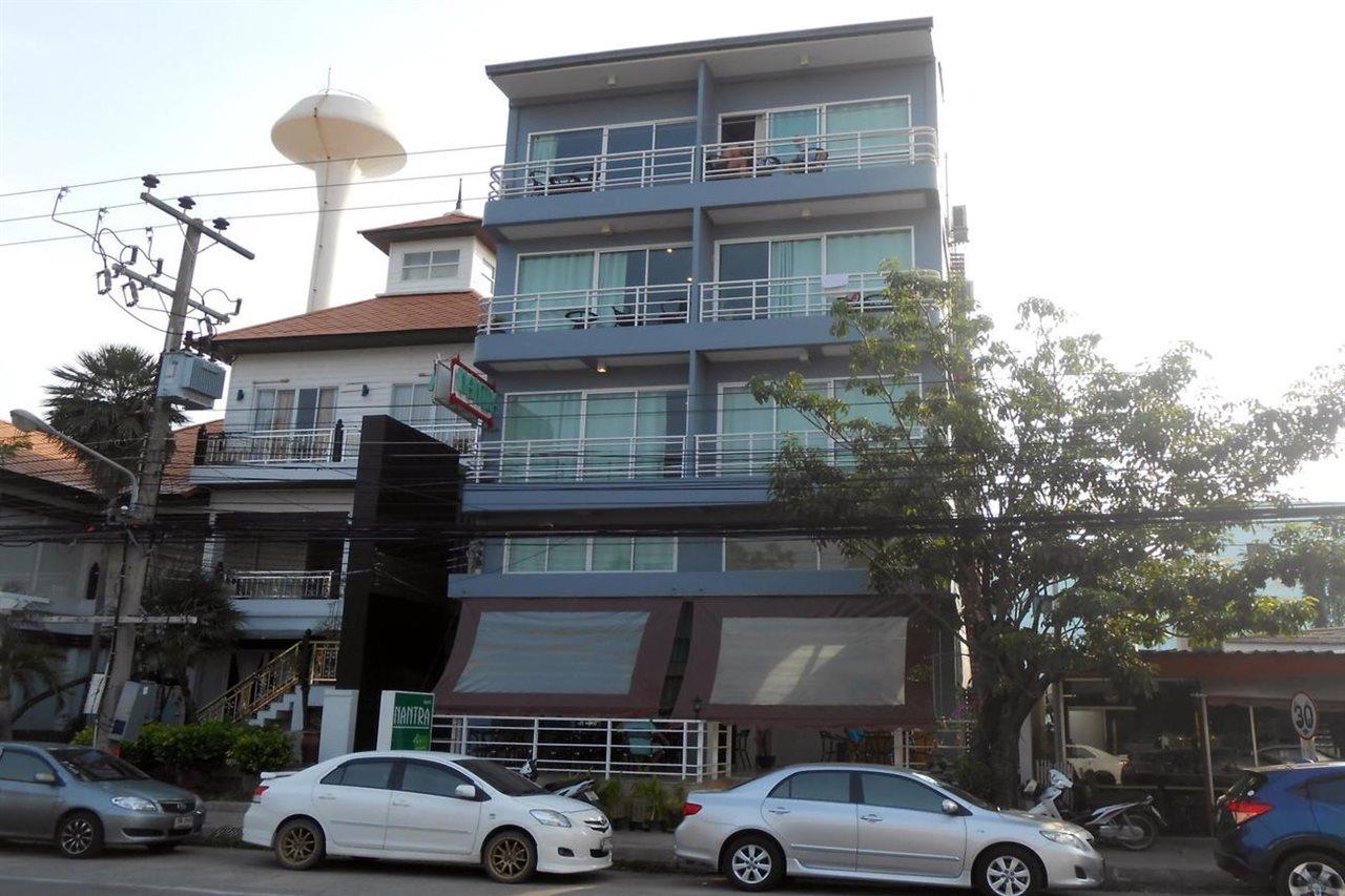 Hotel Nantra HHQ Esterno foto