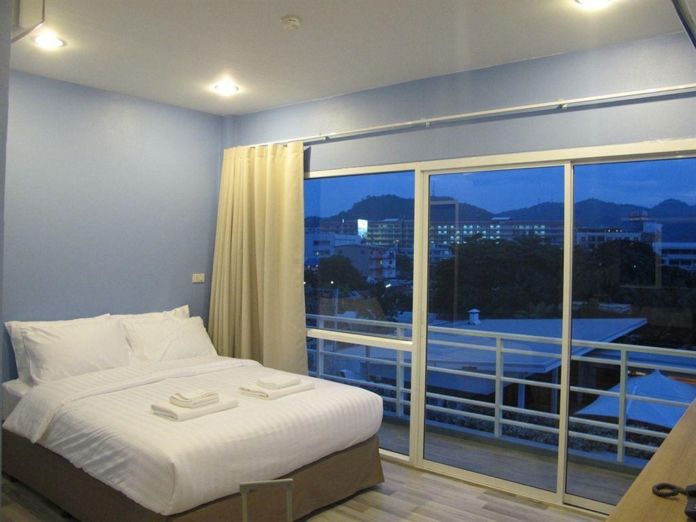 Hotel Nantra HHQ Esterno foto