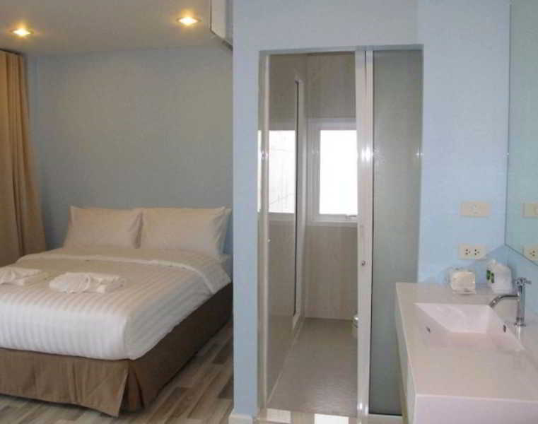 Hotel Nantra HHQ Esterno foto